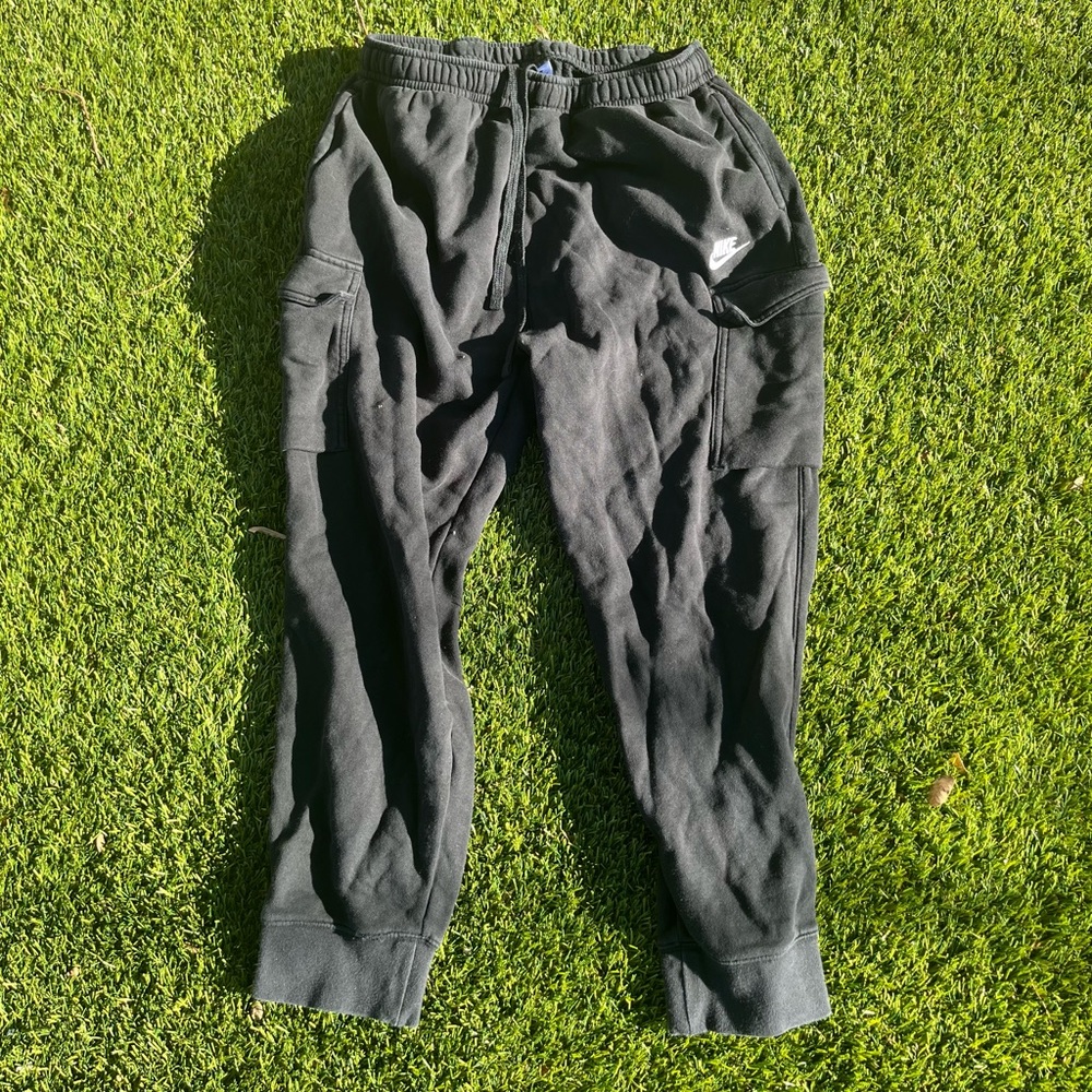 Nike Cargo Jogger Sweatpants